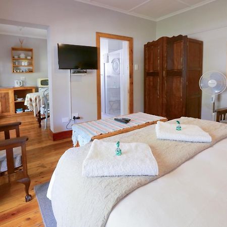 33 Berg Selfcatering Hotel Swellendam Bagian luar foto