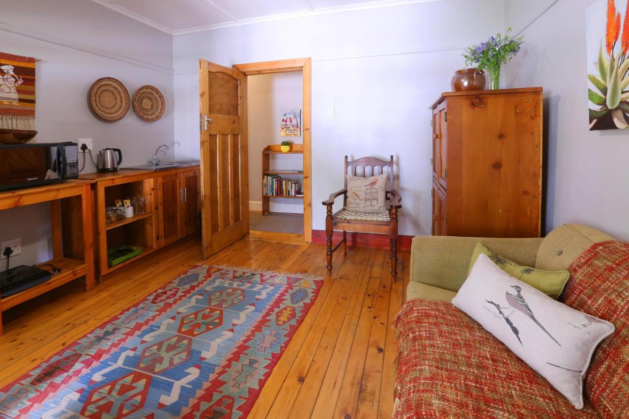 33 Berg Selfcatering Hotel Swellendam Bagian luar foto