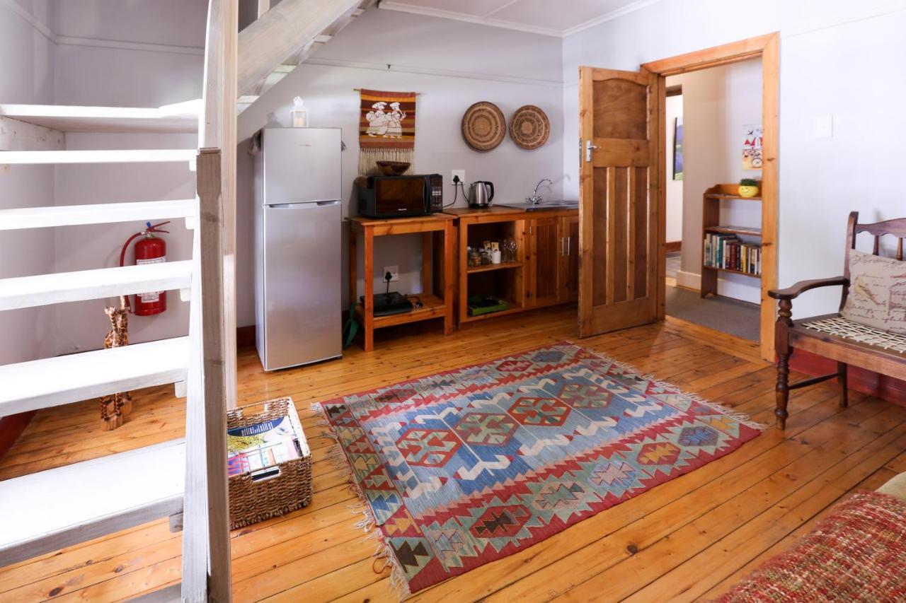 33 Berg Selfcatering Hotel Swellendam Bagian luar foto